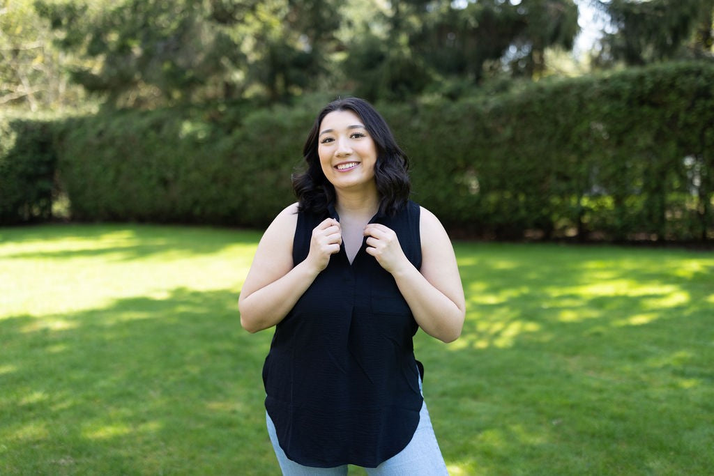 Sleeveless Collared Shirt - Black