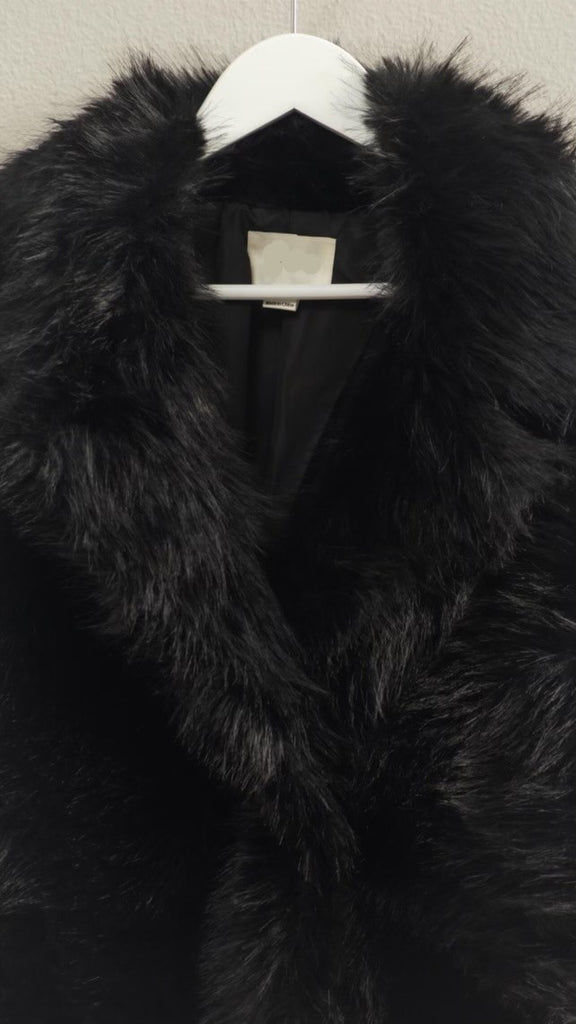 The Elevated Classic Faux Fur Jacket - Black
