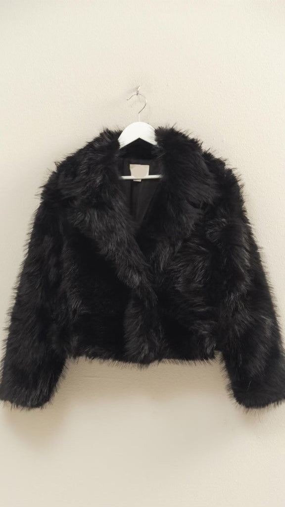 The Elevated Classic Faux Fur Jacket - Black