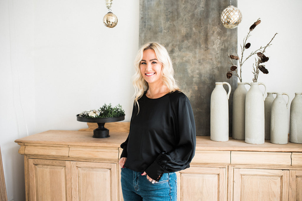 Long Sleeve Shirt with Back Tie - Black