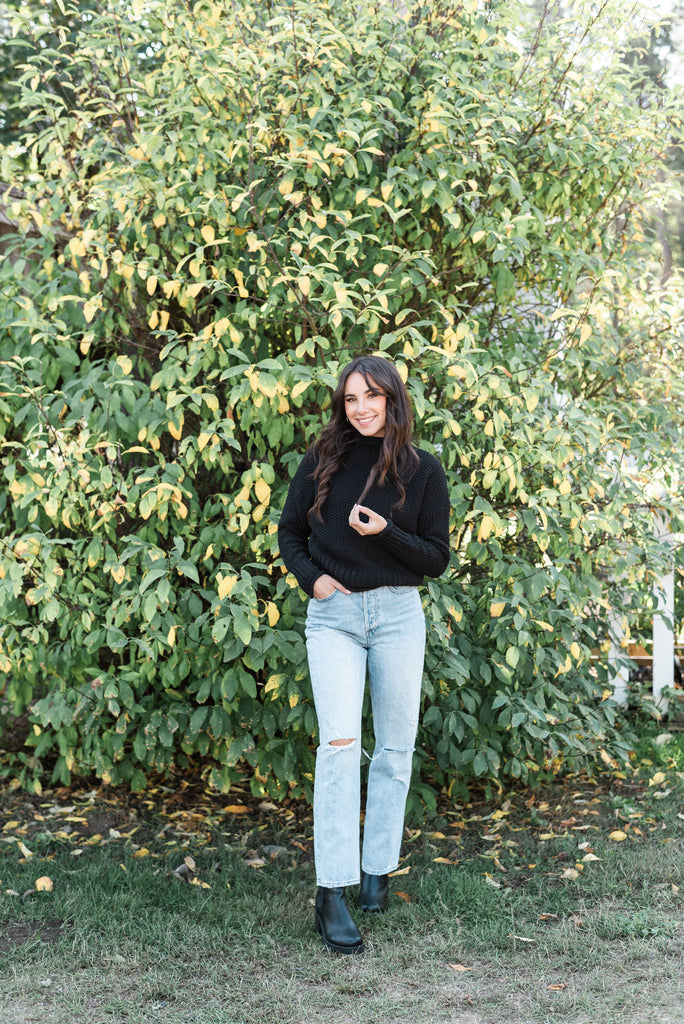 Knit Turtleneck Sweater - Black
