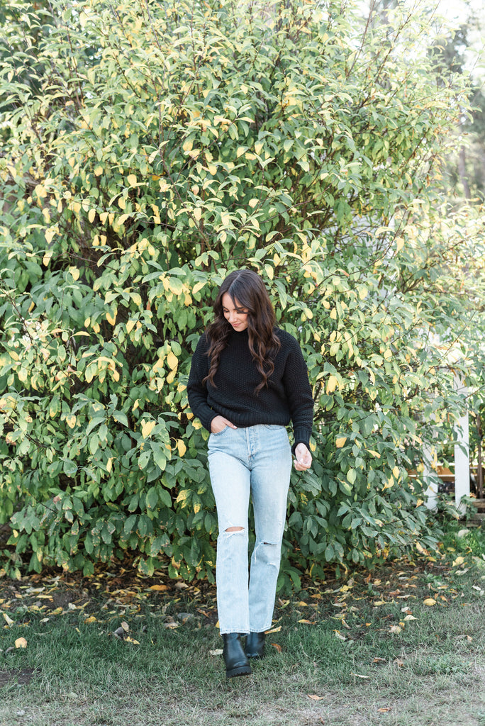 Knit Turtleneck Sweater - Black
